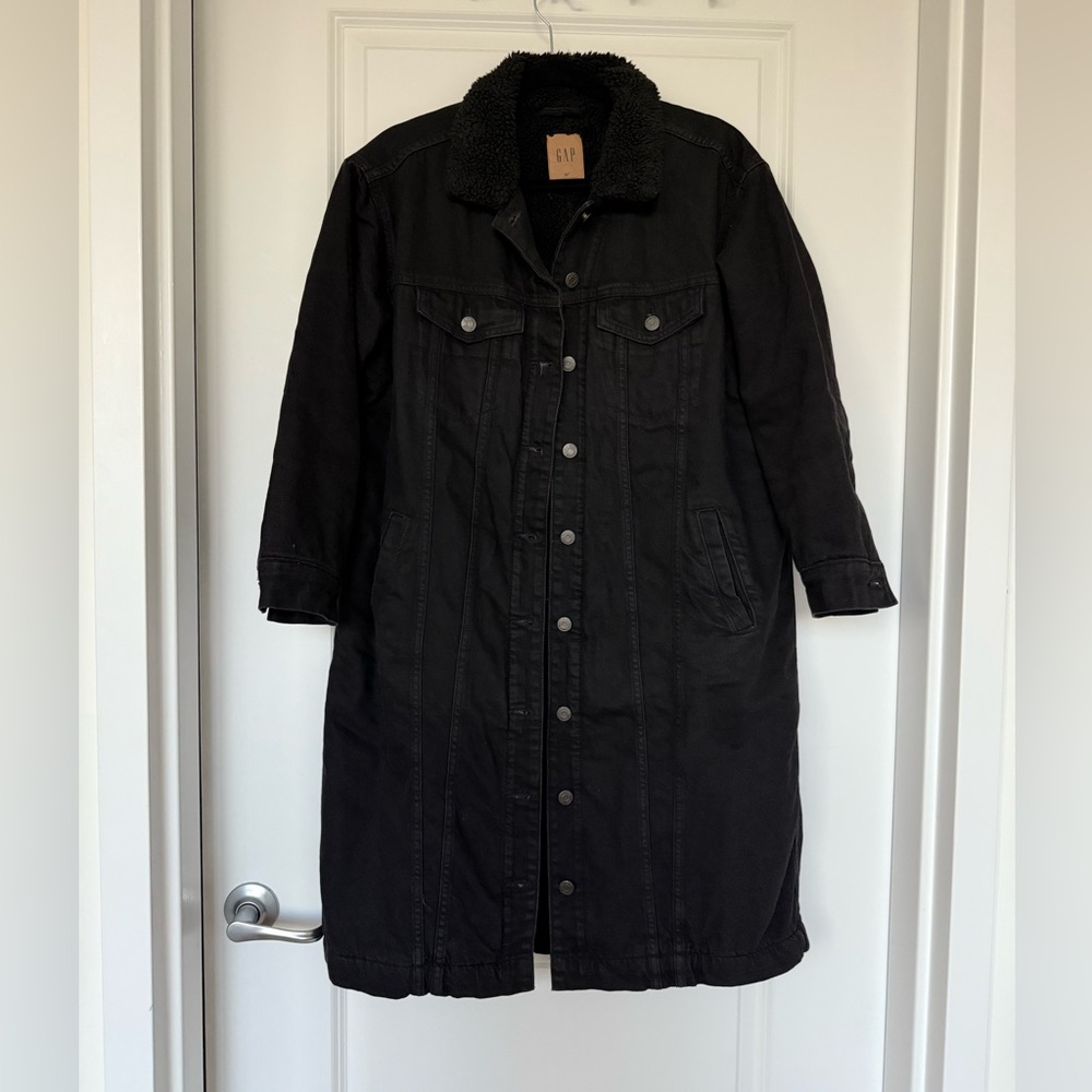 GAP Long Line Icon Denim Jacket with Sherpa lining
